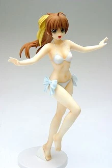 長菜なじみ