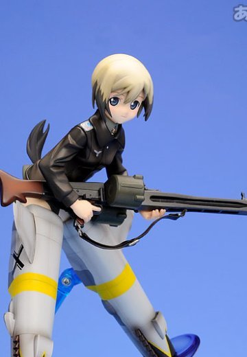 强袭魔女 エーリカ・ハルトマン 