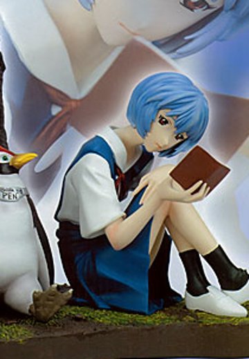 EVA 読書するレイ＋PENPEN