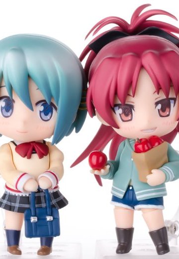 粘土人 #422 美树沙耶香 制服.＆佐倉杏子 私服 | Hpoi手办维基