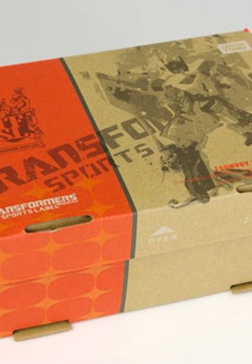 变形金刚 スポーツレーベル コンボイ feat.ナイキ FREE7.0 玛丽ンカラーVer. | Hpoi手办维基