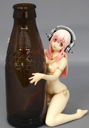 超级索尼子 そに子のなかよしほーるどフィギュア 白水着 / ゴールド水着 2种