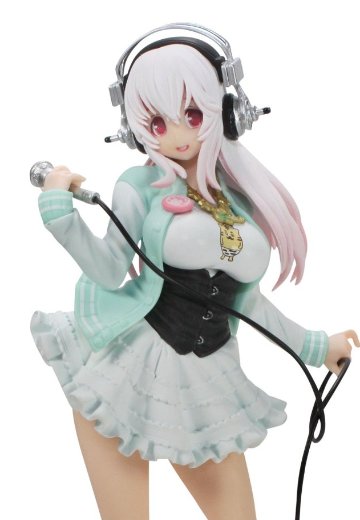 超级索尼子 SQ手办 外箱高约230mm