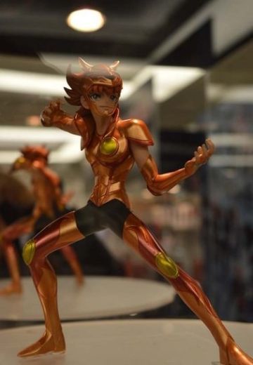 DXF 手办 圣闘士星矢・オメガ 仔狮子座の苍摩 