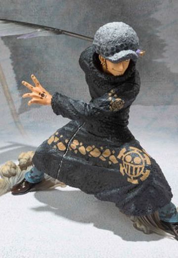 FiguartsZERO 航海王 特拉法尔加·罗 战斗 | Hpoi手办维基