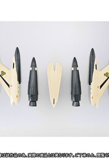 YF-29 デュランダルバルキリー（イサム机）用スーパーパーツ