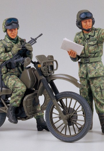 35245 1/35 日本 陆上自卫队 摩托车 侦查小队 套装