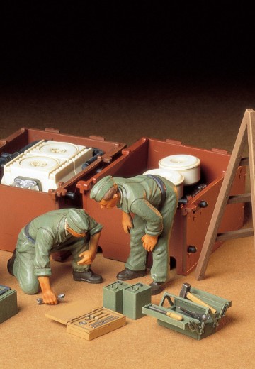 35180 1/35 德国 坦克兵 发动机维修 套装 | Hpoi手办维基