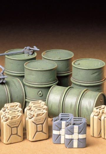 35186 1/35 德国 燃料补给桶 套装 | Hpoi手办维基