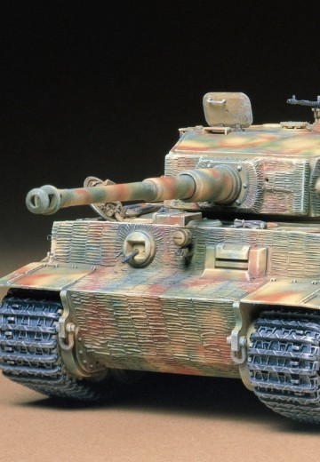 35146 1/35 德国  虎式 重型坦克 I 后期生产型