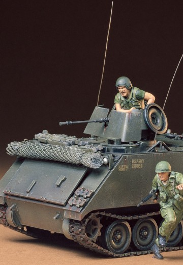 35135 1/35 美国 M113ACAV 装甲骑兵突击车  | Hpoi手办维基