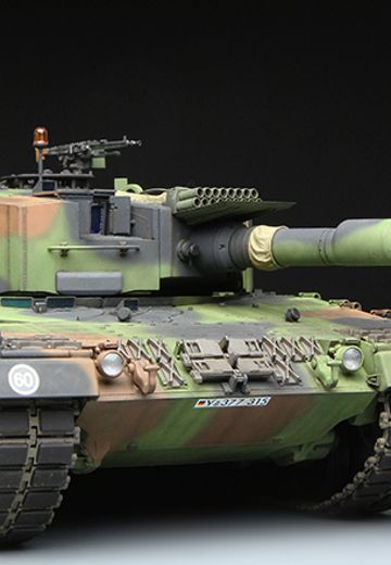 1/35 德国“豹”2A4主战坦克 | Hpoi手办维基
