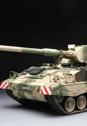 1/35 德国Panzerhaubitze 2000自行榴弹炮附加装甲型