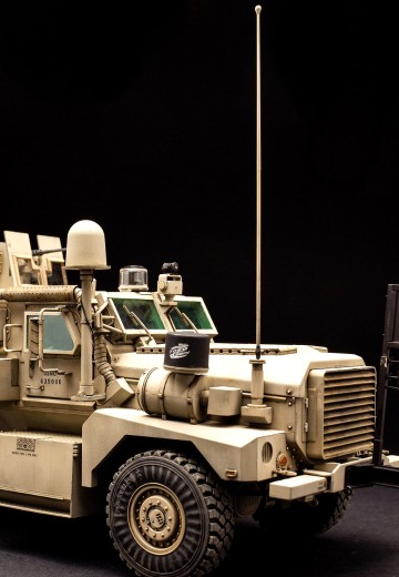 1/35 美国“美洲狮”6×6防地雷反伏击车 | Hpoi手办维基