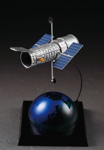 1/200 宇宙飞船 ＆ 哈勃宇宙望远镜  | Hpoi手办维基