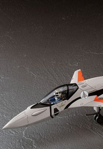 超时空要塞plus 1/72 VF-11B Thunderbolt