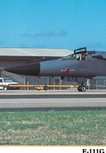 1/72 澳大利亚 F-111战斗轰炸机 土豚 “Australian Air Force”  | Hpoi手办维基