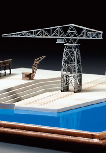 31450 1/700 水线系列 军港场景 造船厂套装