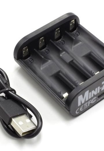 SPEED HOUSE AA/AAA NiMH USB 充电器 | Hpoi手办维基