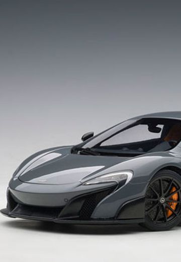 1/18 迈凯伦 675 LT 灰色