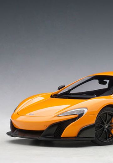 1/18 迈凯伦 675 LT (橘色)