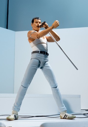S.H.Figuarts 波希米亚狂想曲 皇后乐队 佛莱迪·摩克瑞 Live Aid ver. | Hpoi手办维基