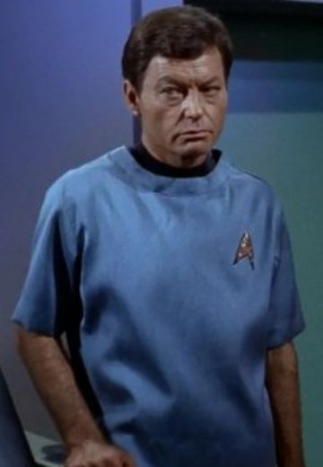 伦纳德·麦考伊