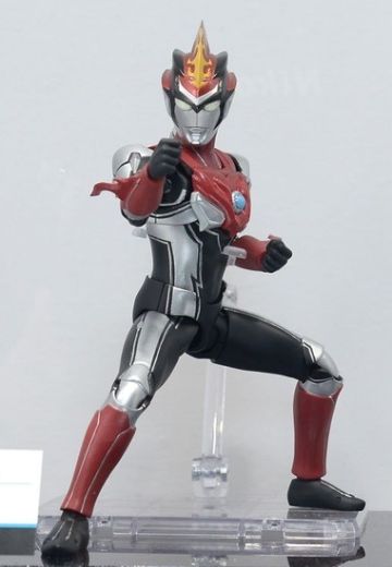 S.H.Figuarts 罗布奥特曼 布鲁奥特曼 烈火形态 | Hpoi手办维基