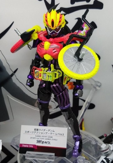 S.H.Figuarts  假面骑士：艾克赛德 假面骑士幻梦 运动动作玩家 等级3