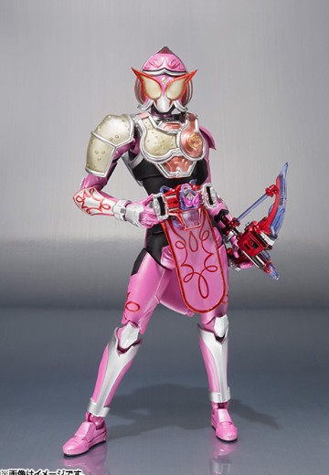 S.H.Figuarts 假面骑士：铠武 假面骑士女王 桃子超能武装