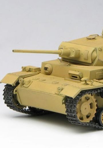 少女与战车 最终章 III号坦克J型 黒森峰女学院 “艾丽卡队长车(?)” | Hpoi手办维基