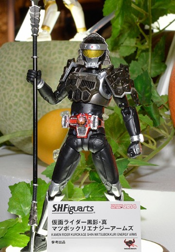 S.H.Figuarts 假面骑士：铠武 假面骑士黑影·真 影松超能武装 | Hpoi手办维基