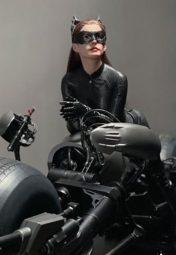 DC系列 蝙蝠侠：黑暗骑士崛起 猫女 全身像