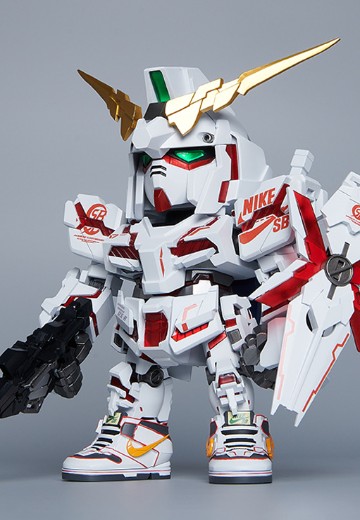 QMSV 机动战士高达独角兽 RX-0 独角兽高达[毁灭模式] 耐克滑板运动鞋款式 | Hpoi手办维基