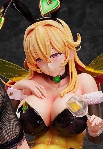 女王蜂的兔女郎