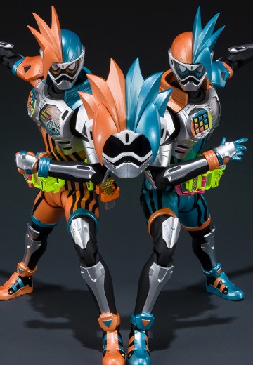 S.H.Figuarts  假面骑士艾克赛德 假面骑士艾克赛德 双人动作玩家 等级20 左右套装