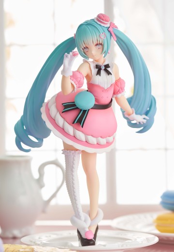 魅力无限 甜品系列 初音未来 -法式夹心饼- | Hpoi手办维基