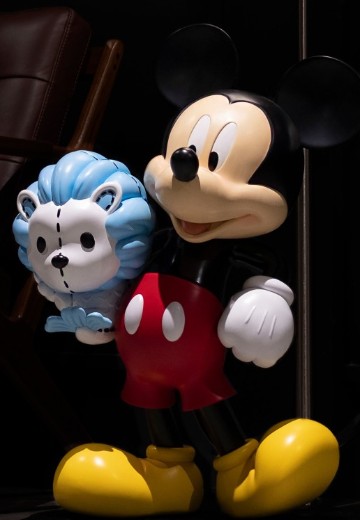 米奇环游世界系列 24英寸 米奇 新加坡版 | Hpoi手办维基