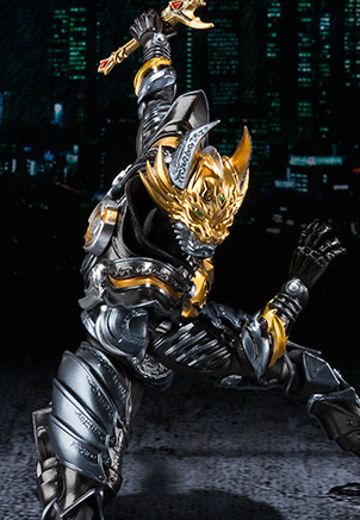 S.H.Figuarts  黄金骑士 牙狼（流牙版）