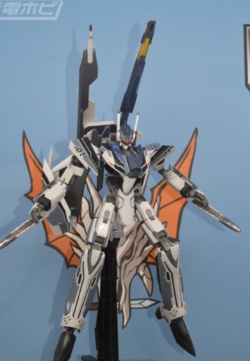 DX超合金 超时空要塞系列 VF-31AX 卡伊洛斯 进阶型（阿拉德·梅塔斯机）