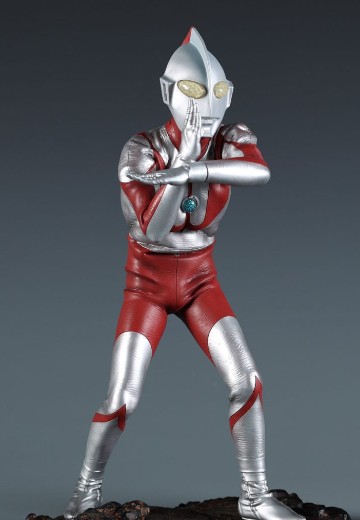 宇宙英雄奥特曼 奥特曼（C型） 30厘米身像 斯派修姆光线姿势 | Hpoi手办维基