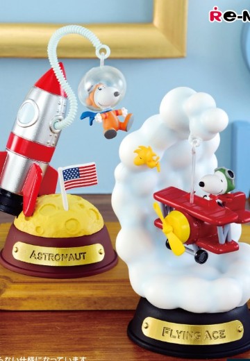 史努比 摇摇摆件