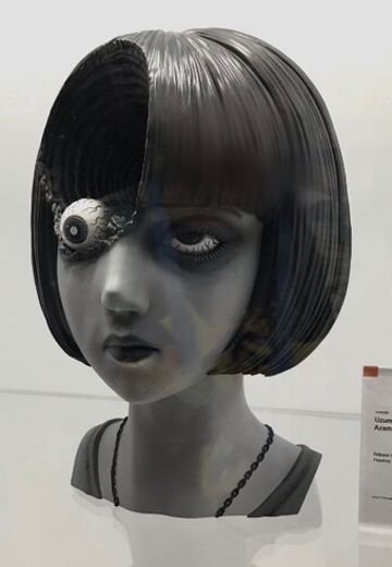 漩涡 黑谷蓟 胸像