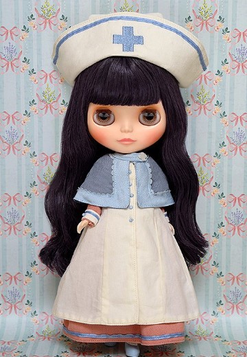 Blythe 同情心护士 Angellica | Hpoi手办维基