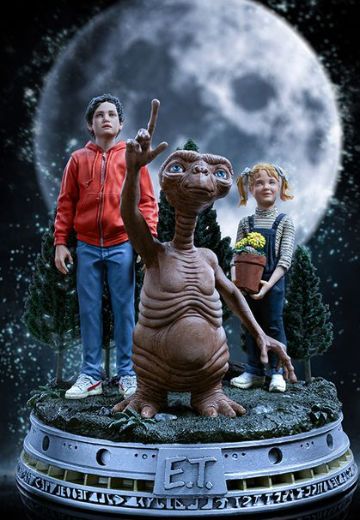 ET外星人 E.T.、艾里奥特和格蒂