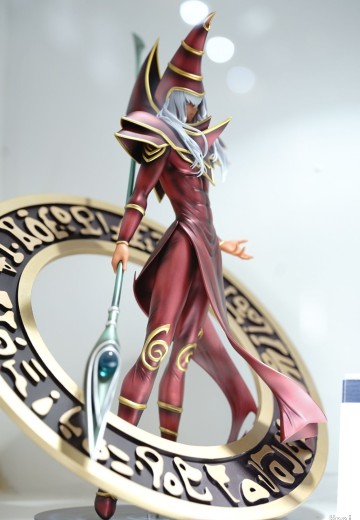 游戏王 怪兽之决斗 黑魔导师 金属红色