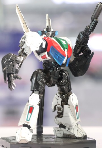 大黄蜂 千斤顶 塞伯坦版本（暂称） | Hpoi手办维基