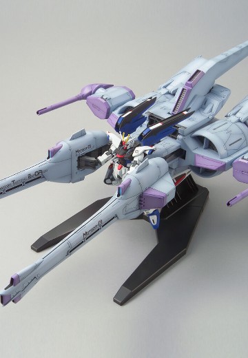 HG  机动战士高达SEED 流星装备+自由高达