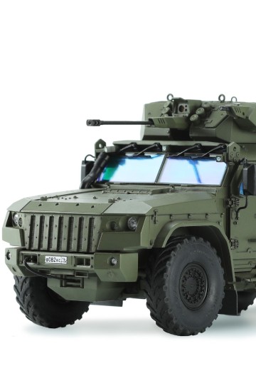 VS-014 俄罗斯K-4386“台风”VDV装甲车