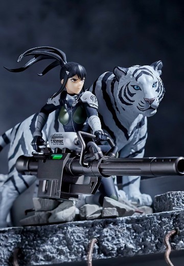 怪兽8号  亚白米娜